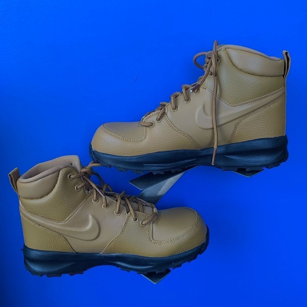 Grade School Nike Manoa LTR Wheat/Black (BQ5372 700)